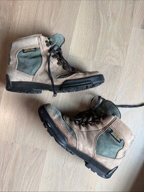 Vintage 1990 Danner Cross Hiker Gore-Tex Suede Leather Boots